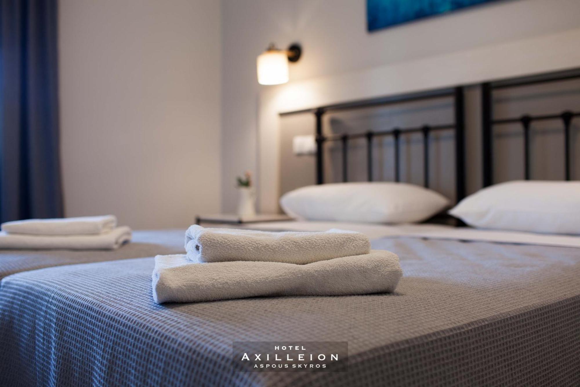 Achilleion Hotel Szkírosz Kültér fotó