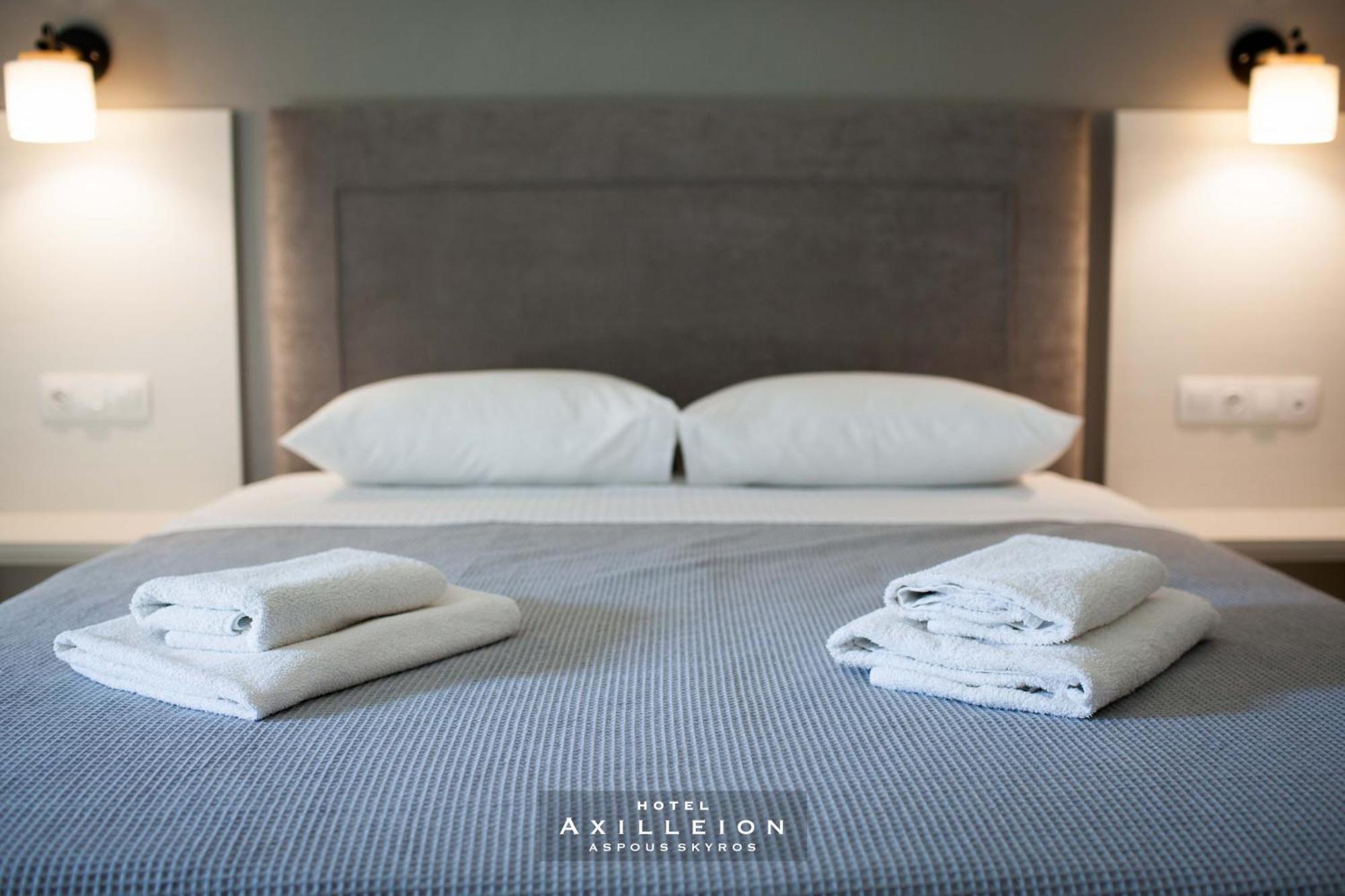 Achilleion Hotel Szkírosz Kültér fotó