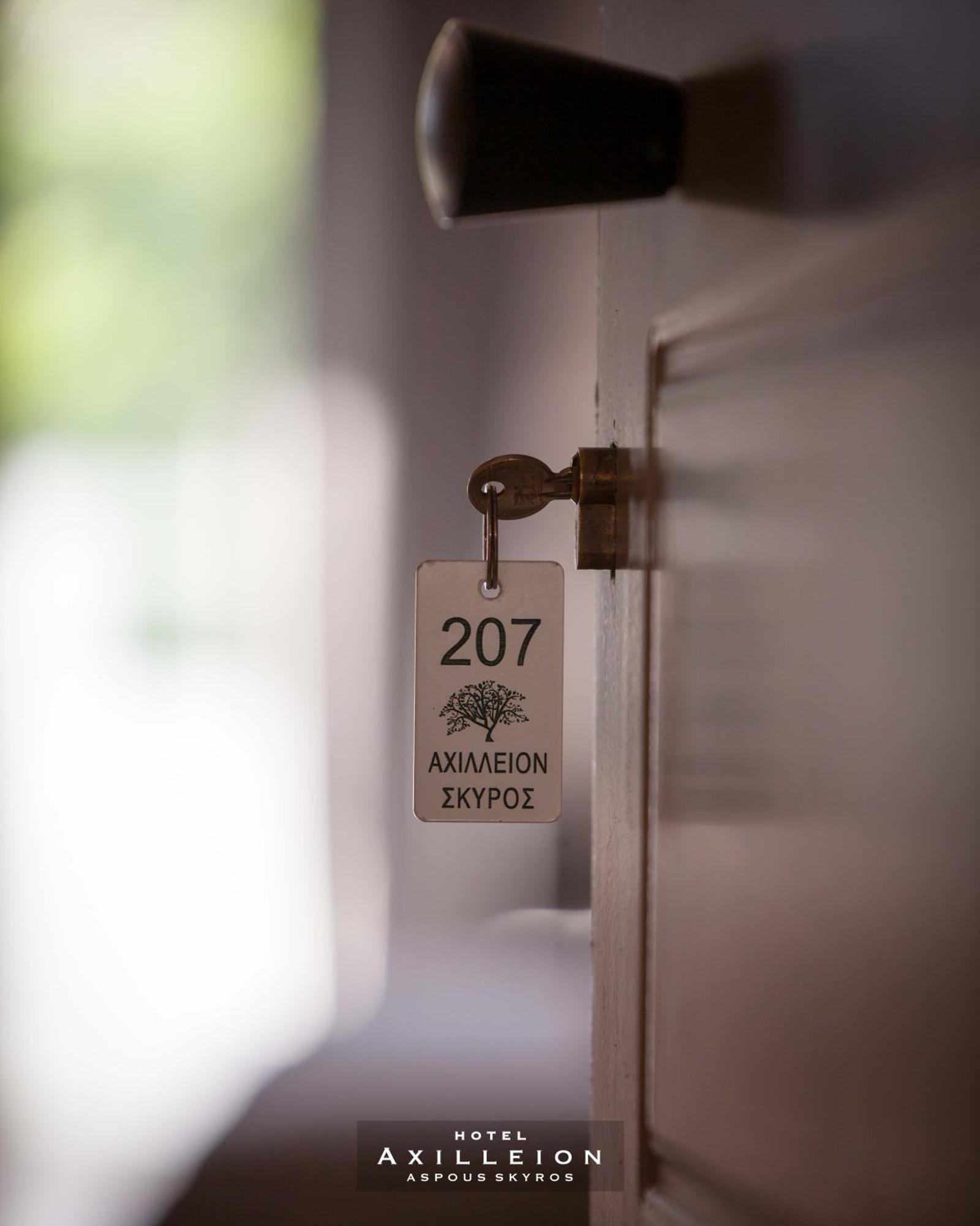 Achilleion Hotel Szkírosz Kültér fotó