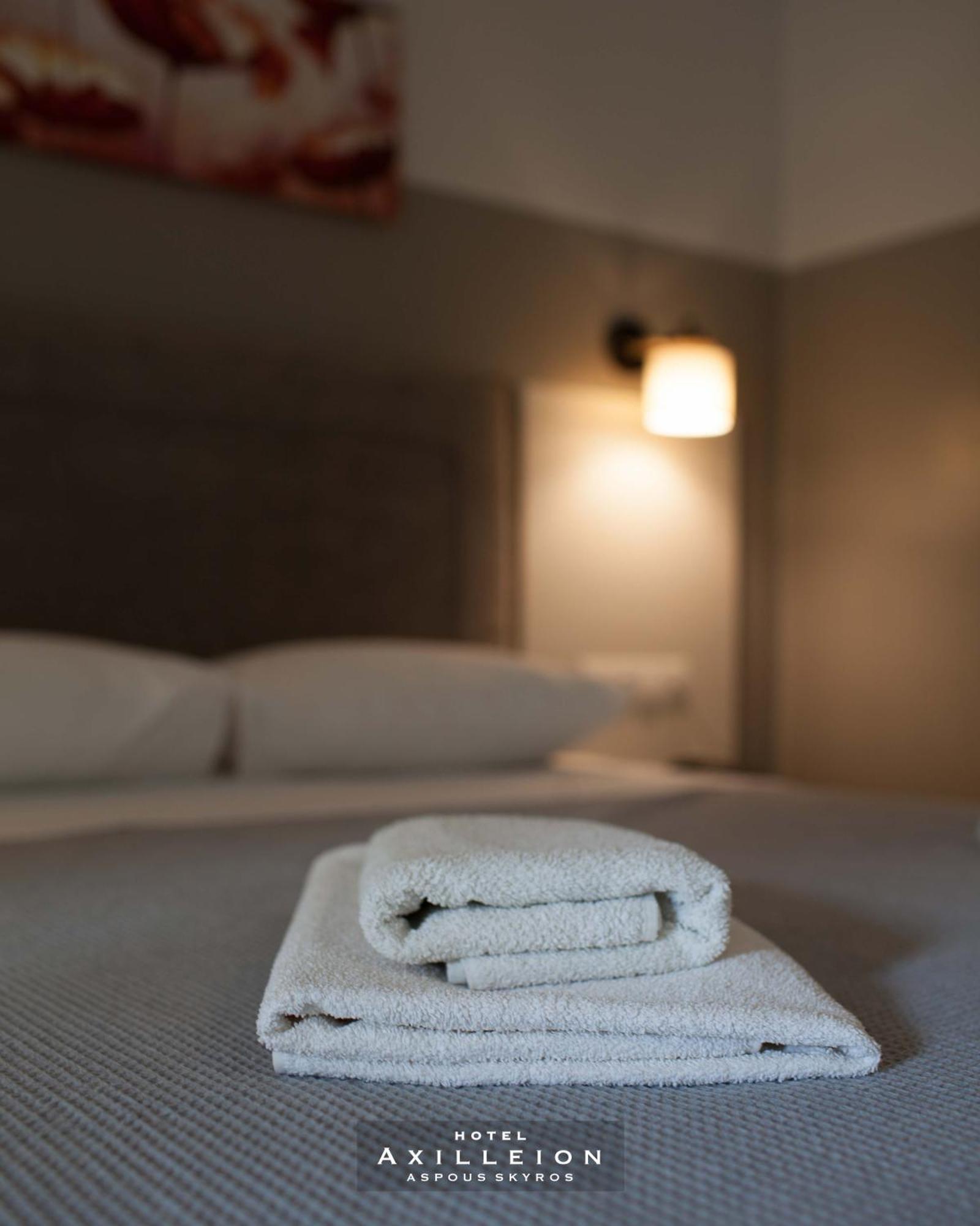Achilleion Hotel Szkírosz Kültér fotó